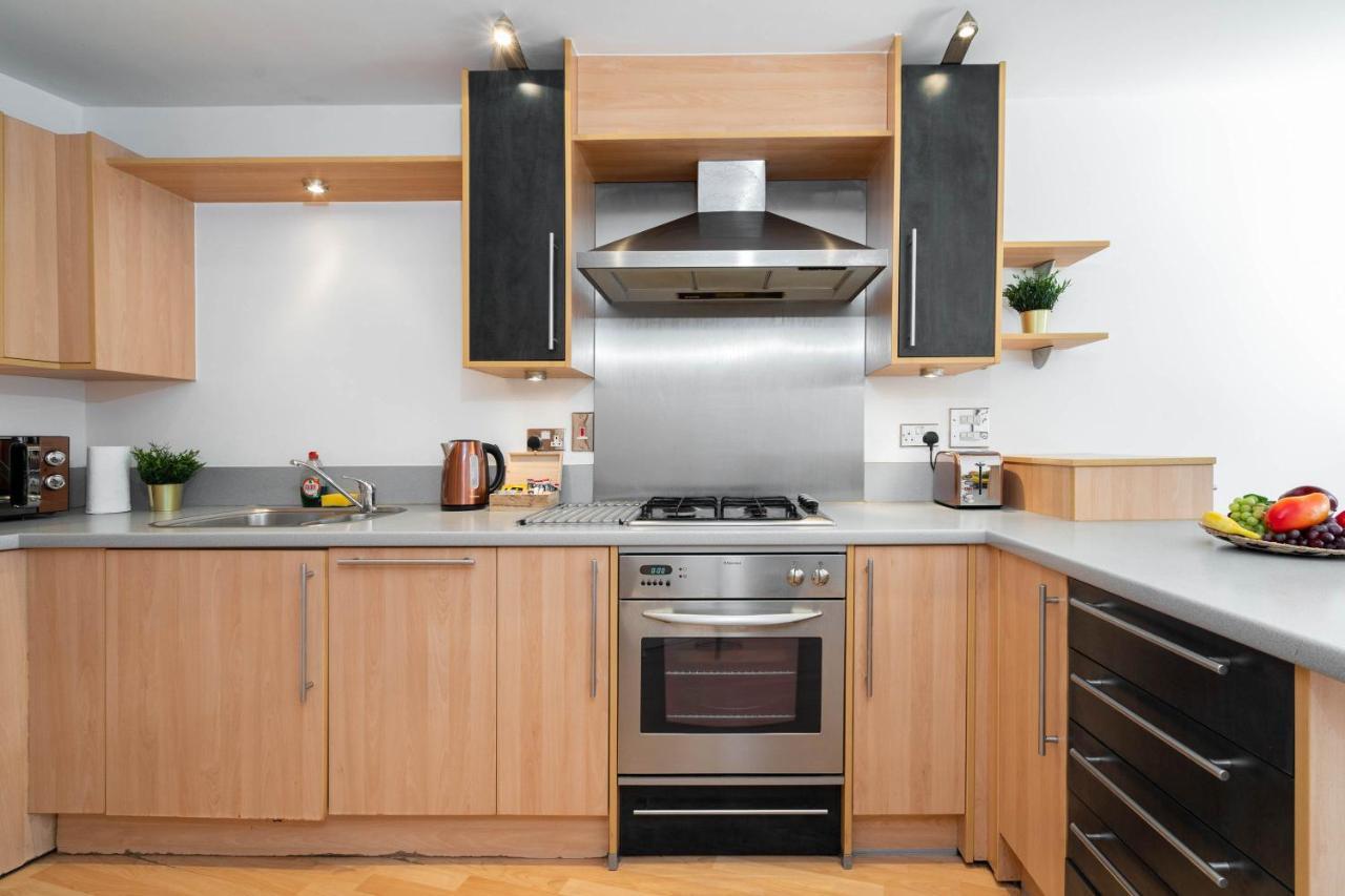 City Centre - Two Bedroom Apartment - Juliet Balcony - Secure Parking - Wifi - Smart Tv Μπέρμιγχαμ Εξωτερικό φωτογραφία